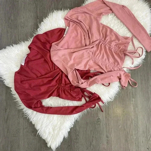 Long sleeves Ruch detail crop top - Picture 2 of 2